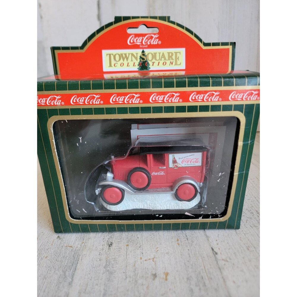 Coca-Cola delivery truck times square village‎ vintage accessory Xmas